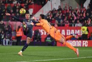 银河战舰!德转畅想皇马阵容:哈&姆&贝+维尼修斯 银河战舰!德转畅想皇马阵容:哈&姆&贝+维尼修斯